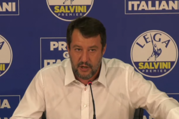 Salvini poručio: Italijani dobijaju zaključavanje gradova, a migranti otvorene luke