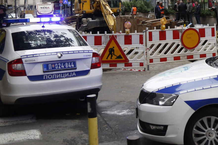 Radnik preminuo nakon što je betonski zid pao na gradilištu: Uhapšen vozač dizalice