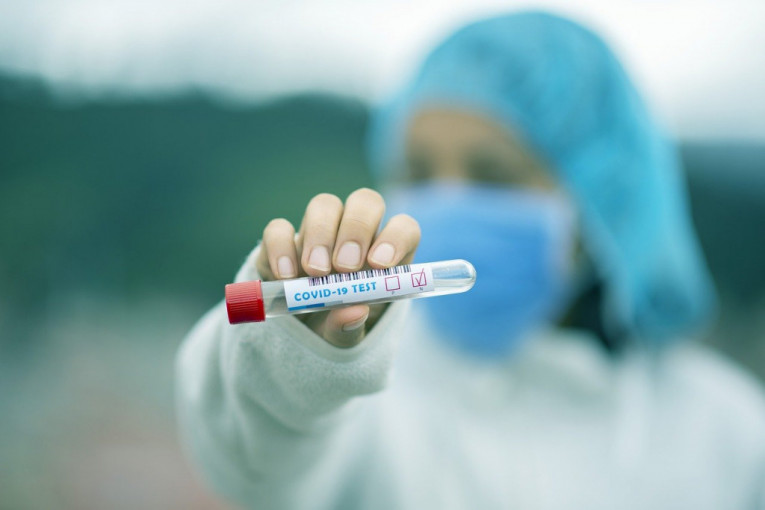 Da li proveravati antitela pre treće doze vakcine? Šta kažu imunolozi