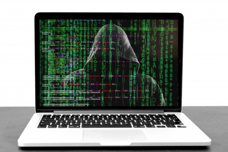 Upravo se događa hakerski napad koji može da napravi haos na relaciji Vašington - Moskva!