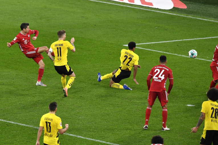 Nemoćni Dortmund: Bajern gazda Bundeslige