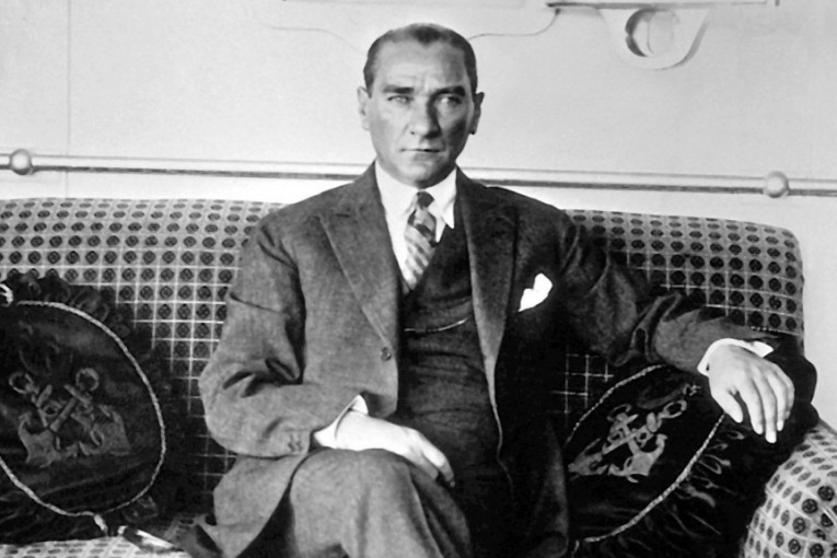 Ataturk je od Turske napravio državu kakva je danas, a i 82 godine kasnije njegovo ime se izgovara s poštovanjem