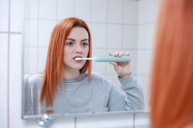 Ako ne perete zube dva puta dnevno, možete da dobijete četiri opasne bolesti