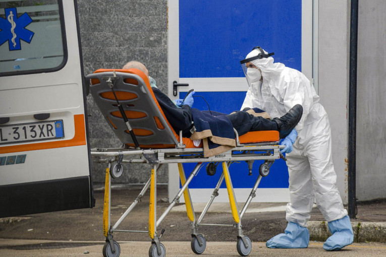 Italija očekuje teške mesece: U poslednja 24 časa više od 40.000 novozaraženih