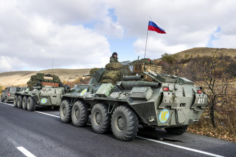 Rusi dolaze: Još 20 aviona sa mirovnjacima stiglo u Nagorno-Karabah