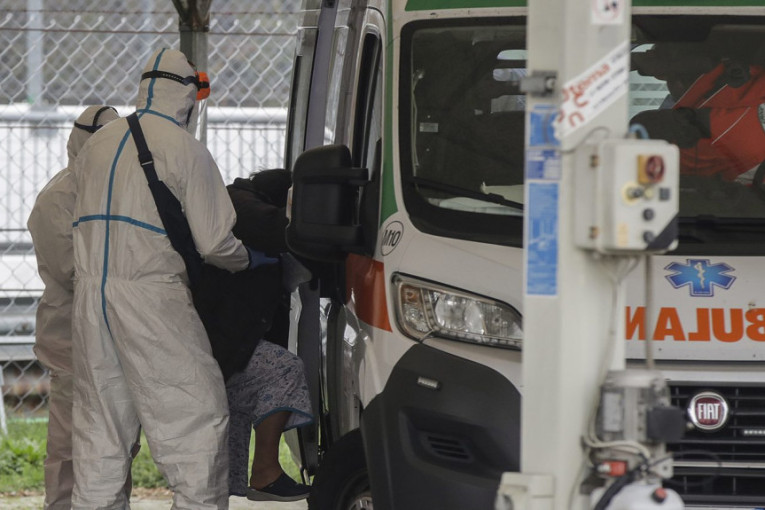 Bolnice u Beogradu prepune: Kovid pacijente šalju čak 130 kilometara od prestonice!