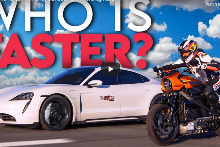 Brzina i prašina: Automobil i motocikl stali na crtu, šta mislite da li je brži "porsche" ili "Harley-Davidson"? (VIDEO)