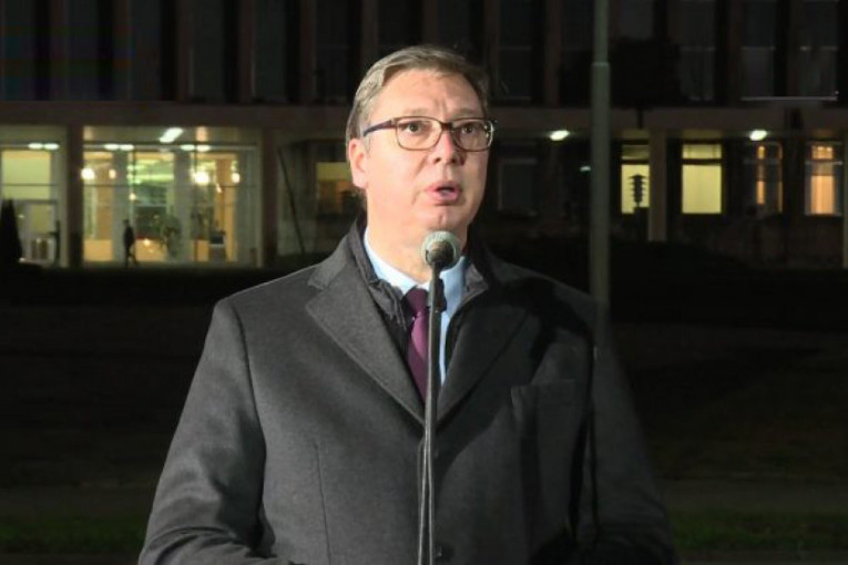 Predsednik Vučić: Patrijarh Irinej je u teškom stanju, ali je hvala Bogu živ