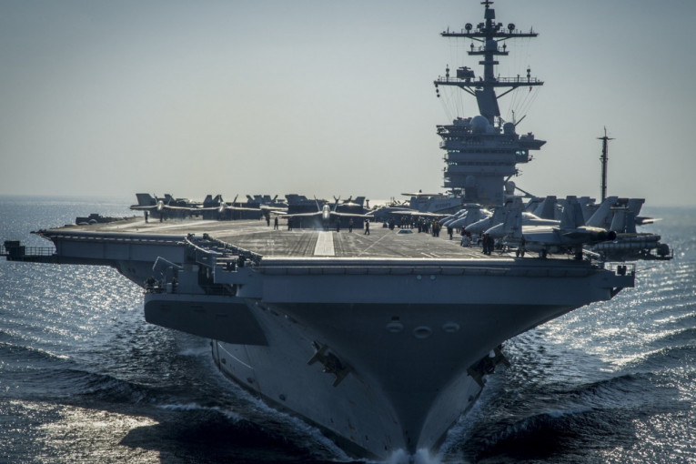 Iran pokrenuo veliki vojni brod usred tenzija sa SAD