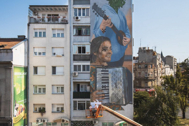 Da prestonica lakše diše: Ekološki mural čisti vazduh kao 540 stabala