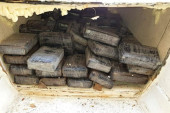 Rekordna zaplena droge u Čileu: Kokain i marihuana sa Eskobarovim likom