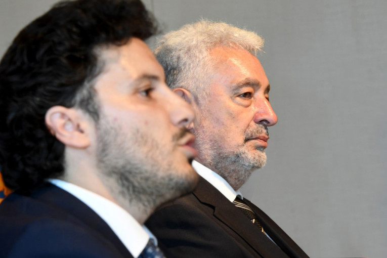 "Đe si, izdajniče!": Visoki funkcioneri crnogorske vlade verbalno napadnuti na Cetinju