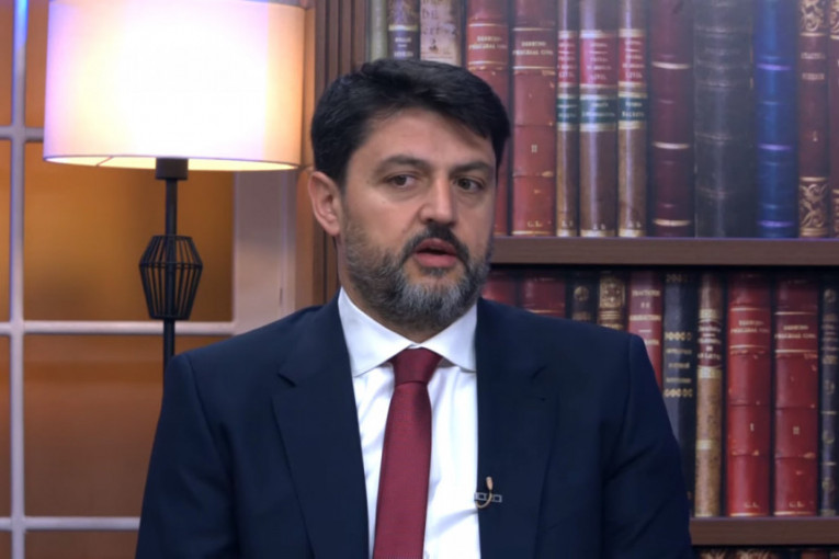 "Ja sam i dalje ambasador Srbije u Crnoj Gori": Božović prvi put javno komentarisao odluku o proterivanju