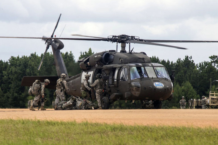 Najveće povećanje plata za vojnike po ugovoru