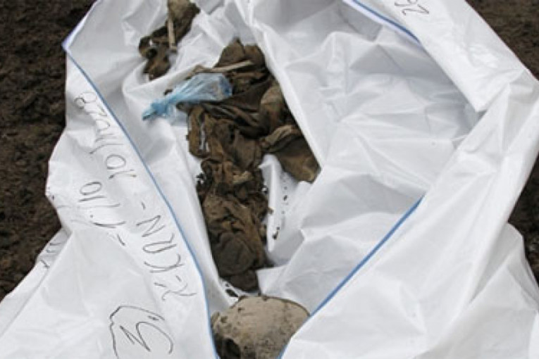 Započet proces ekshumacije posmrtnih ostataka kod Raške