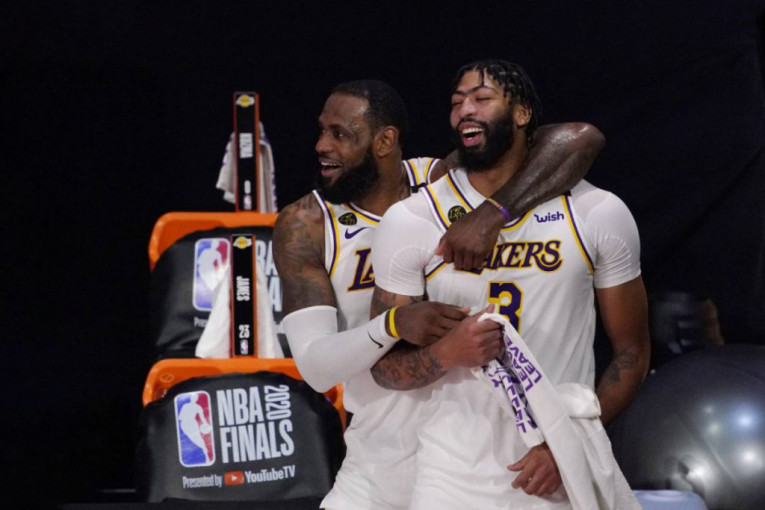 Još jedan dan, još 190.000.000 dolara koje su Lejkersi potrošili