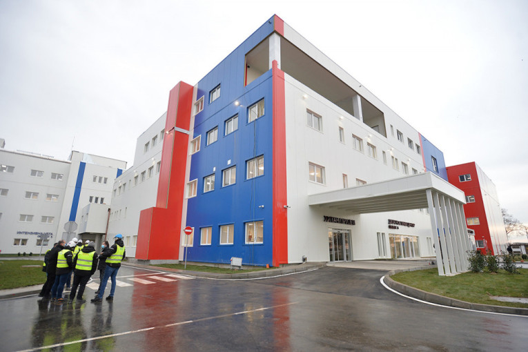 U novu kovid bolnicu u Batajnici primljeno je već 270 pacijenata