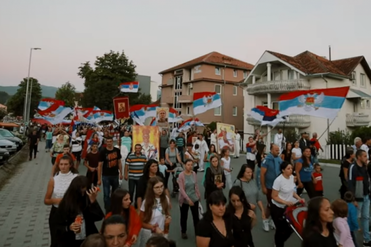 Crna Gora na ulicama: Narod slavi izbor nove Vlade (VIDEO)