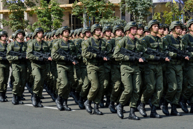 "Sve liči na to da se Kijev sprema za novi napad na Donbas"