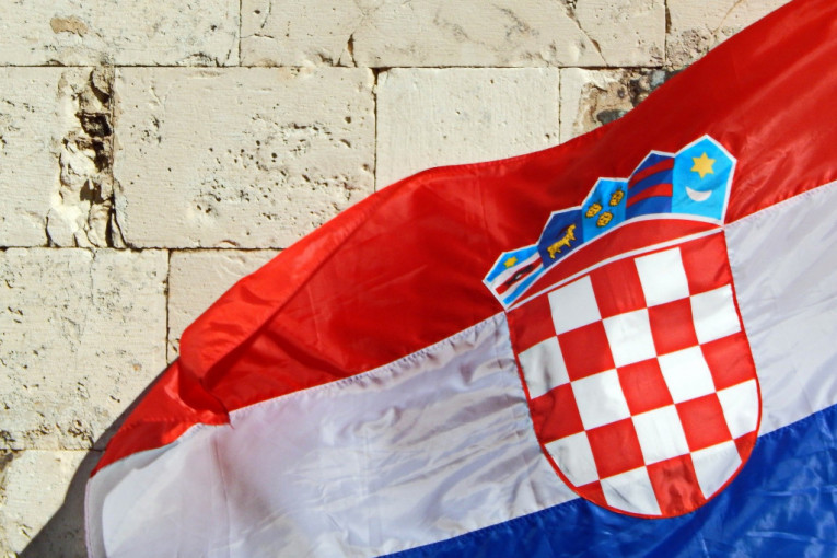 U Hrvatskoj u ponoć počinje izborna tišina: Danas se očekuju poslednje poruke kandidata