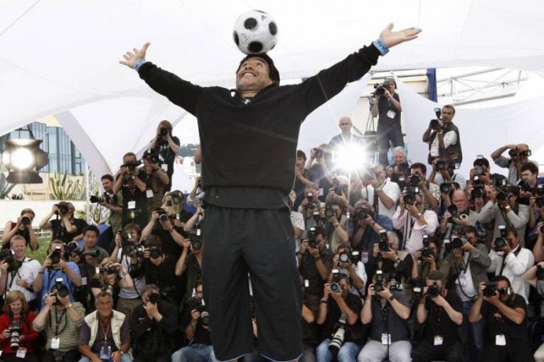 Stadion Himnasije zvaće se "Dijego Armando Maradona"