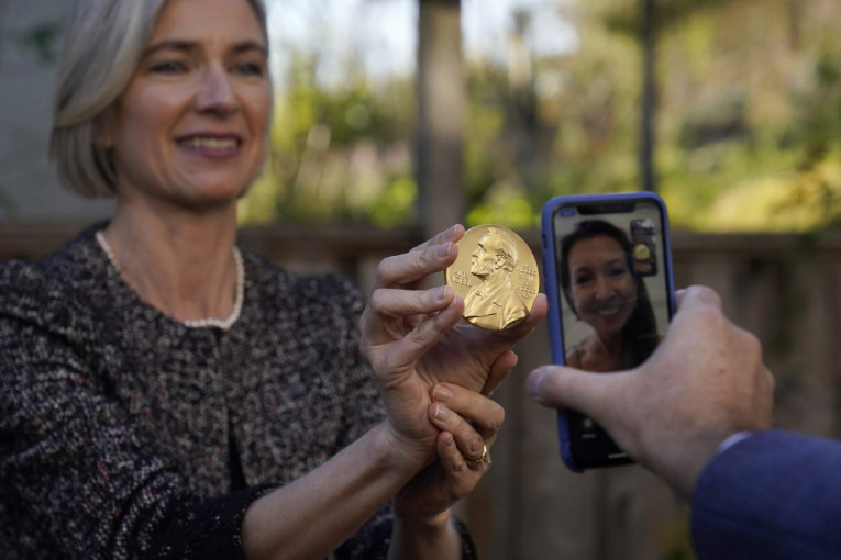 Do sada neviđena dodela Nobelove nagrade (FOTO, VIDEO)