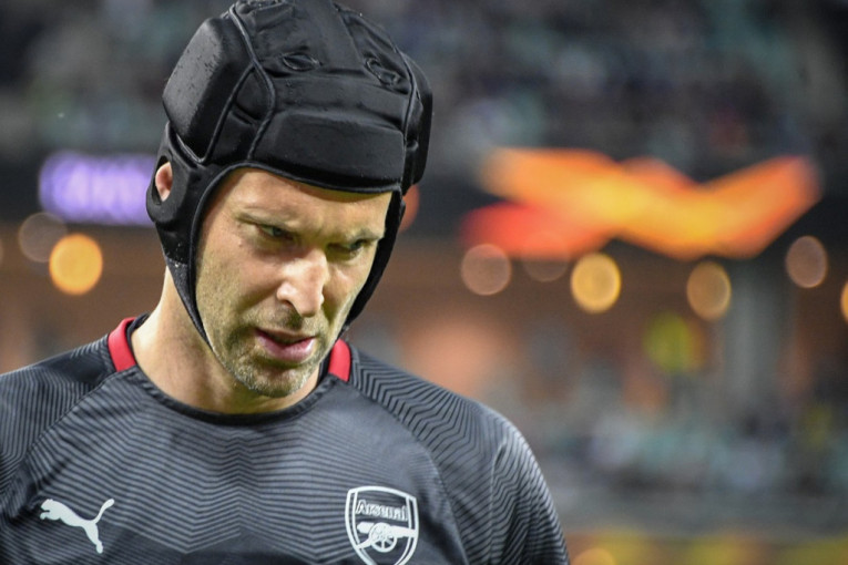 Legendarni golman posle 18 meseci penzije ponovo brani