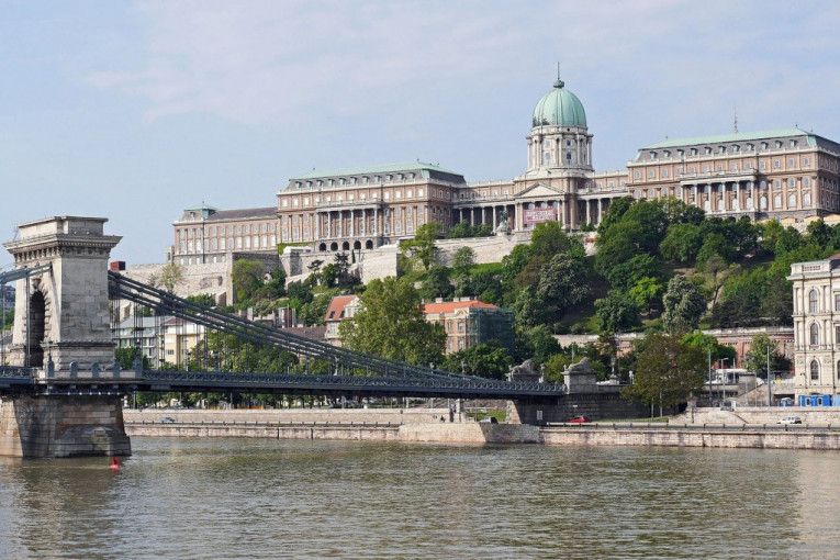 Najveće spajanje banaka u Mađarskoj pod državnom kapom