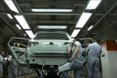 U auto-industriji situacija dodatno pogoršana: Proizvođači se "čupaju", dobavljači očajavaju