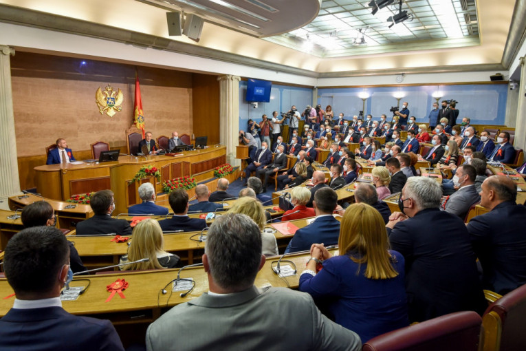 Crna Gora: Usvojene izmene Zakona o slobodi veroispovesti