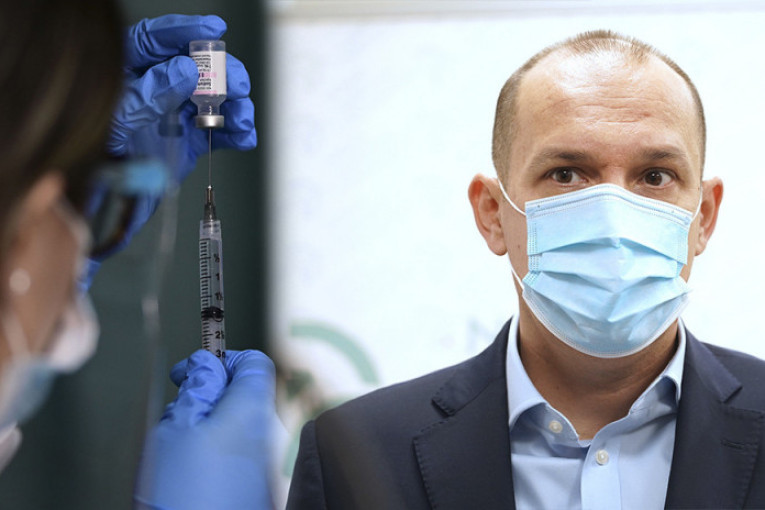 Lončar objavio kada prve "Fajzerove" vakcine stižu u Srbiju: Zna se koliko će doza biti dopremljeno