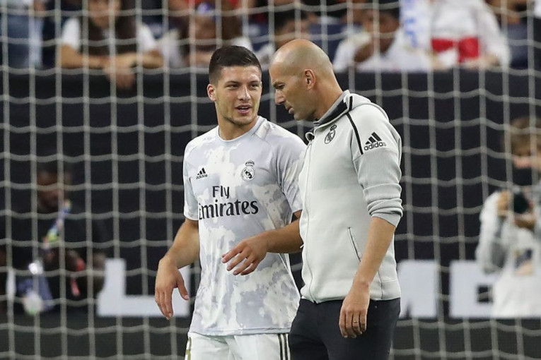 Real Madrid pobedio, Zidan nastavio da ignoriše Jovića