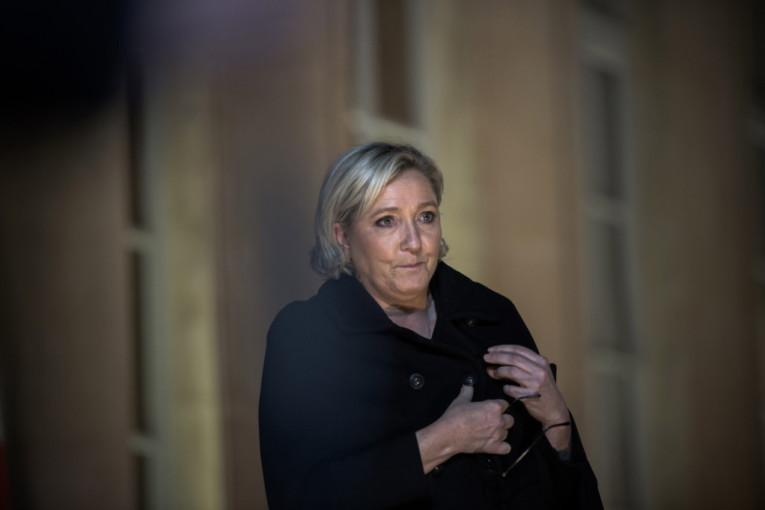 Francuzi sve manje veruju Makronu: Le Penova popularnija od aktuelnog francuskog predsednika