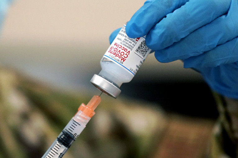 Kalifornija traži uklanjanje „Moderninih“ vakcina: Zabeležen veliki broj neželjenih reakcija
