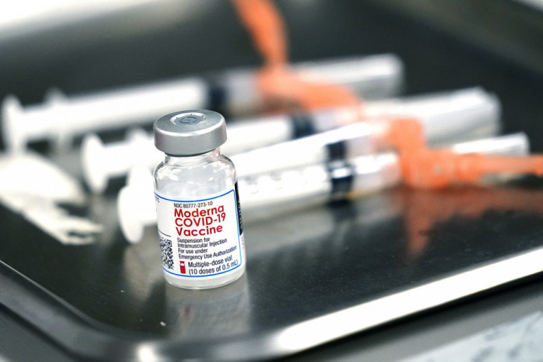 "Imaćemo milion doza vakcina u januaru, cenu ćemo objaviti kada i drugi"