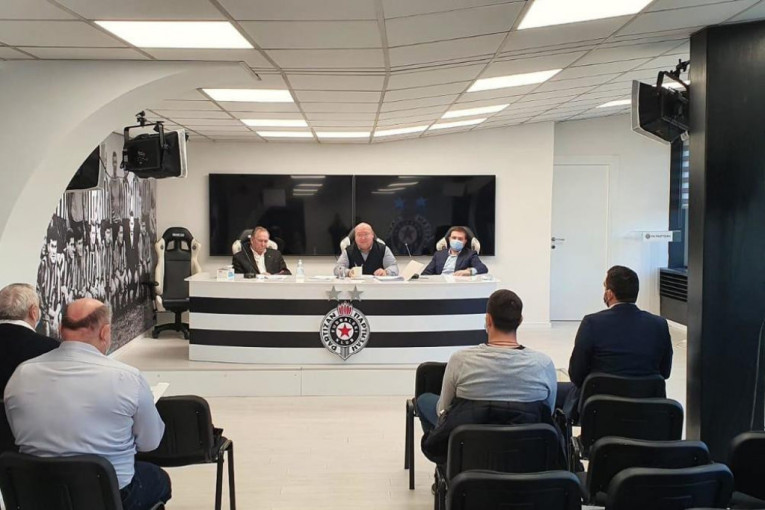 Partizan odlučio na Skupštini kluba: Najugledniji navijači postaće članovi Senata