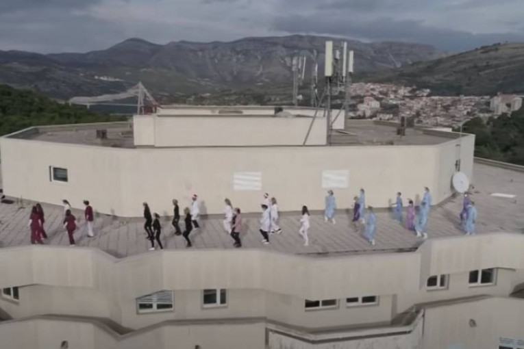 Dubrovački medicinari snimili video: Zaplesali kako bi razveselili ljude