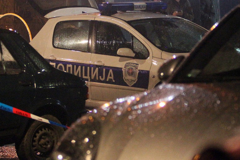 Lančani sudar na Ibarskoj magistrali: Sedam vozila se slupalo, sedmoro povređenih