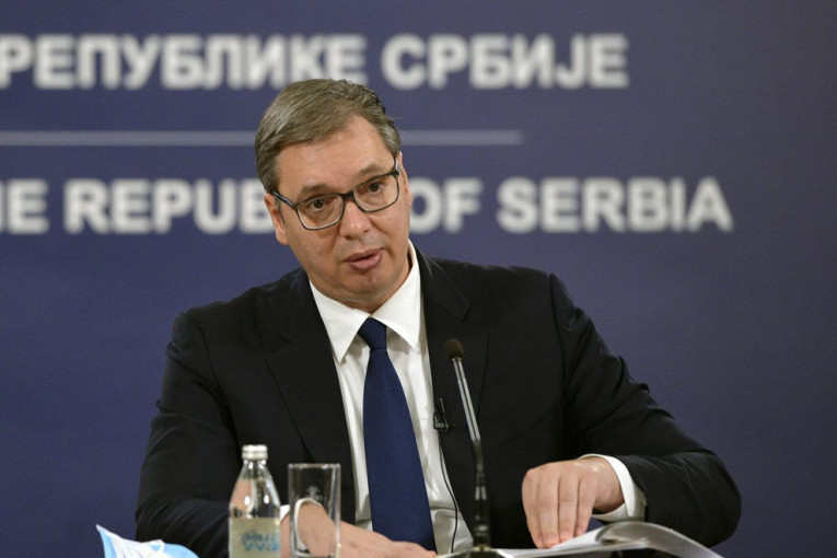 Vučić se obratio građanima Srbije: "Imamo tri glavna cilja - mir, zdravlje i bolji životni standard"