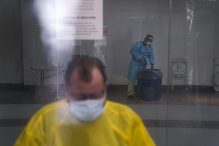 Britanski turisti masovno beže iz karantina u Švajcarskoj!