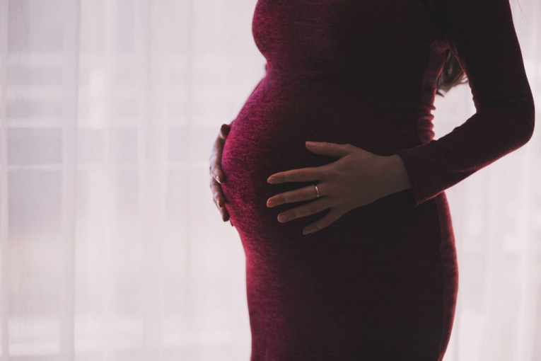 "Mame su zakon": Oko 9.000 porodilja primalo manje od minimalca