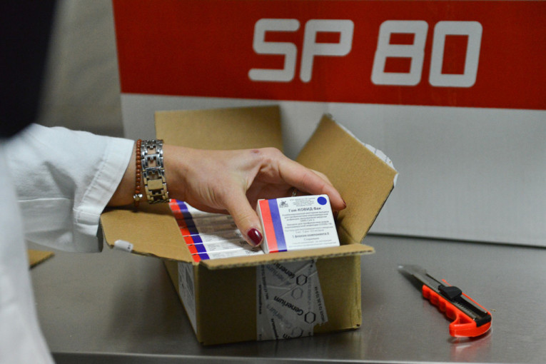 Nadomak Moskve živi 150 naučnika sa porodicama: Pogledajte kako se pravi i čuva ruska vakcina (VIDEO)