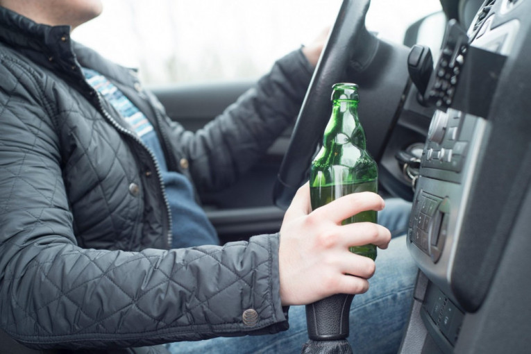 Pijan sleteo s puta i udario u traktor: Vozač (57) imao čak 4,59 promila alkohola u krvi!
