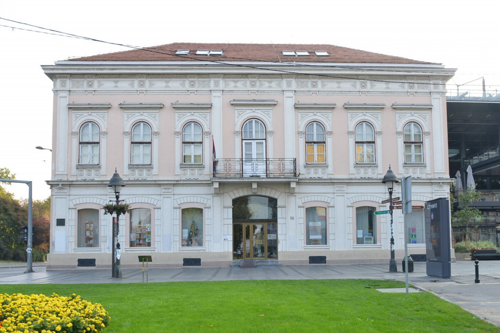 Rođendan Biblioteke grada Beograda: Proglašeni bibliotekar i knjiga godine (FOTO)