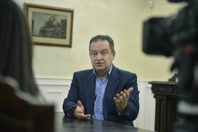 Dačić: Međustranački dijalog nije "fontana želja"