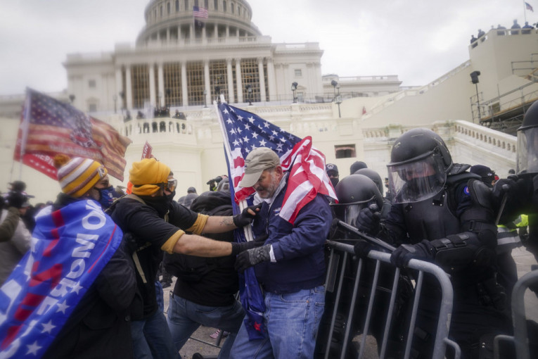 Ishod nereda u Vašingtonu: Policija uhapsila 68 osoba