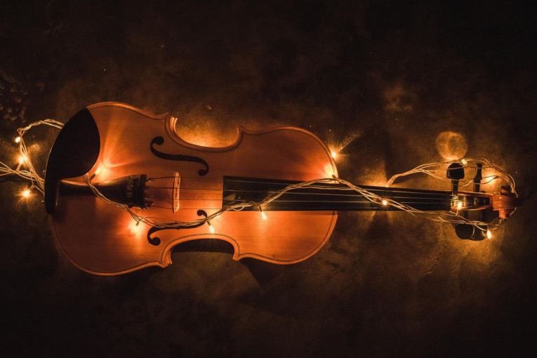 Barokna simfonija pod svećama: Božićni koncert večeras u Crkvi Svetog Petra