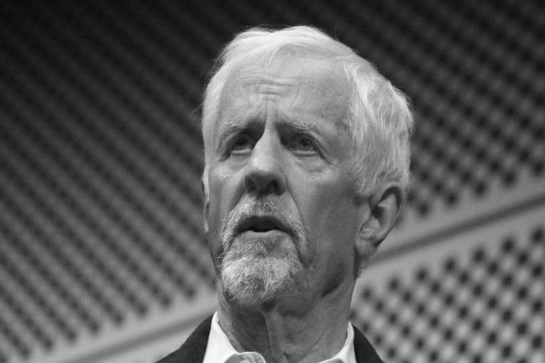 Preminuo reditelj Majkl Apted: Bio je neustrašivi vizionar, s kojim su svi voleli da rade