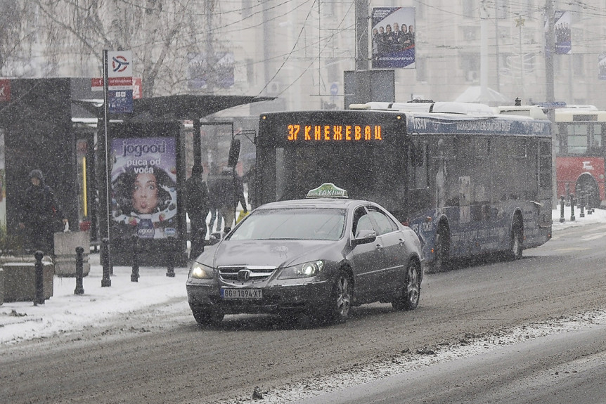Beograd spreman za sneg: Cela zimska služba biće večeras na prestoničkim ulicama