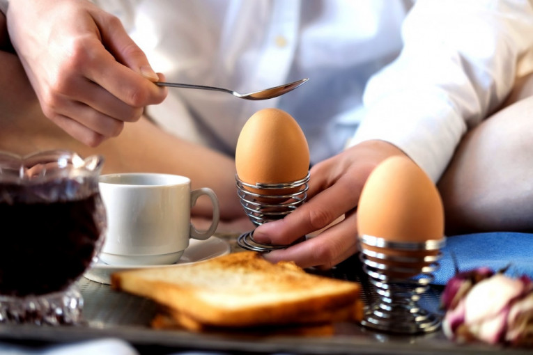 Kako da ljuska od jajeta spadne za sekund?
